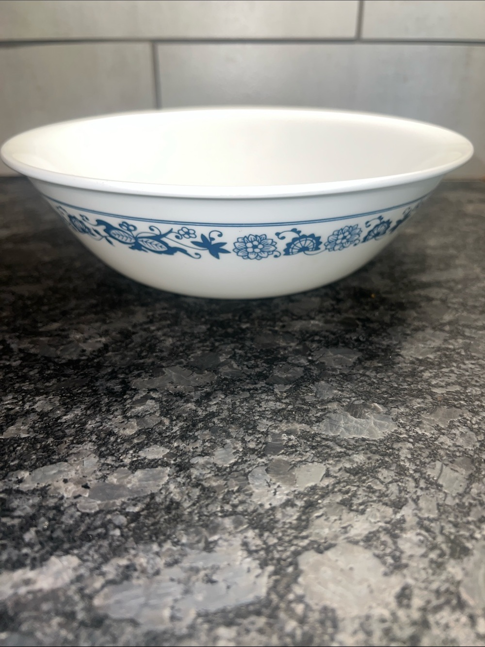 Corelle Serving Bowl Blue Onion or Old Town Blue. Veggie dish. Like New